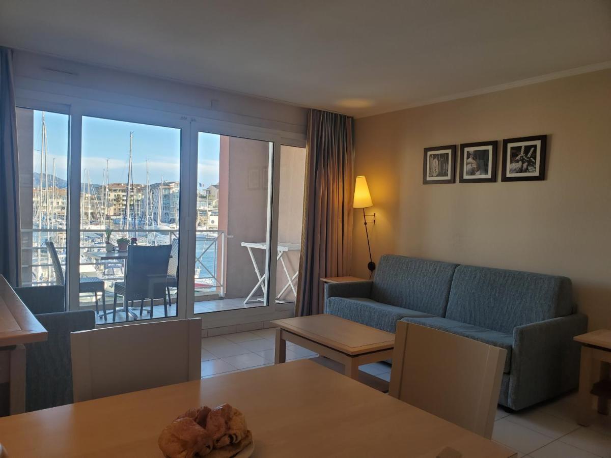 Apartment Cap Hermes 31m2 Vue Port Climatise Piscine,