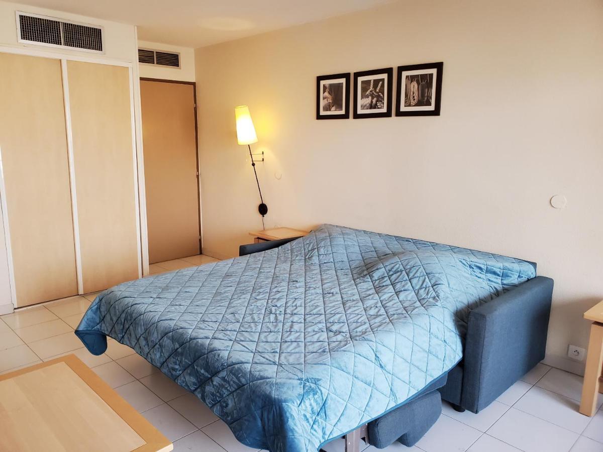 Apartment Cap Hermes 31m2 Vue Port Climatise Piscine, Frejus